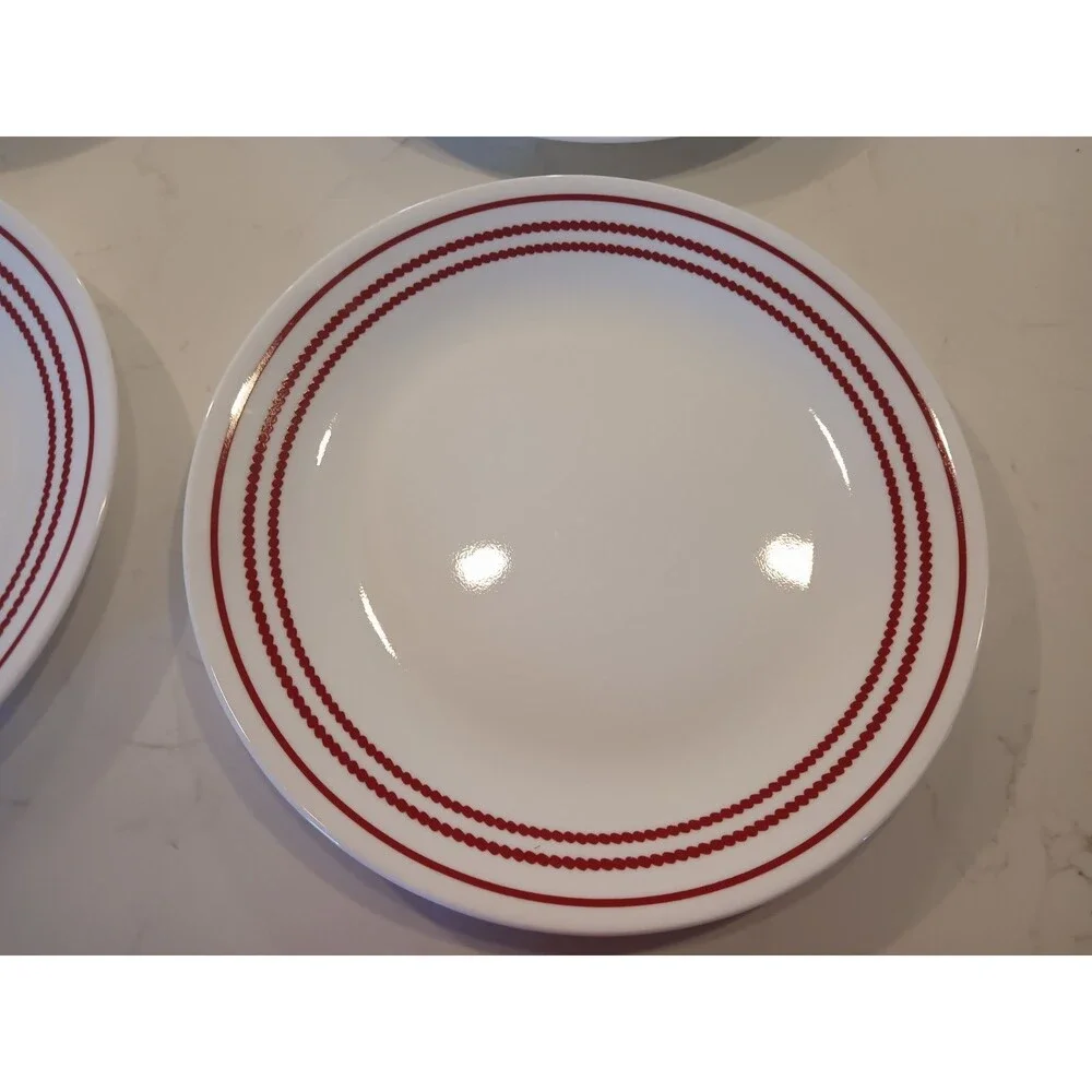 Corelle Classic Cafe Red Dinner Plates 10 1/4